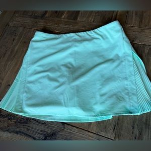 Lululemon Peek Pleat High Rise skirt